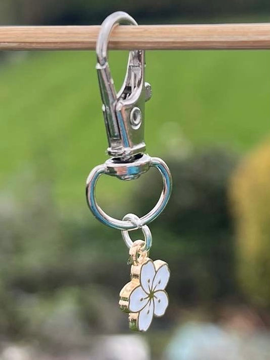 Mini Lovely Lily Bridle Charm